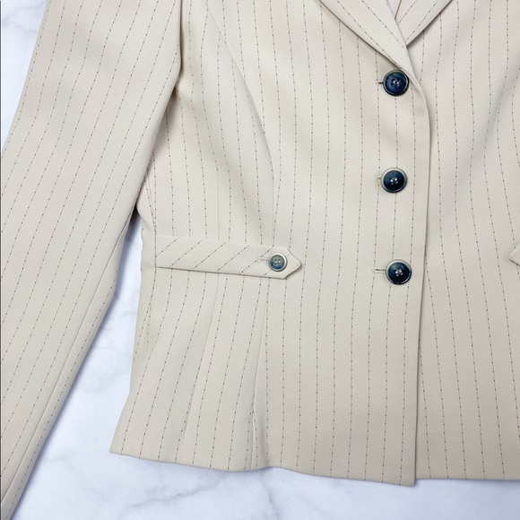 Tahari Tan Pinstripe Blazer with Shoulder Pads - Picture 6 of 10